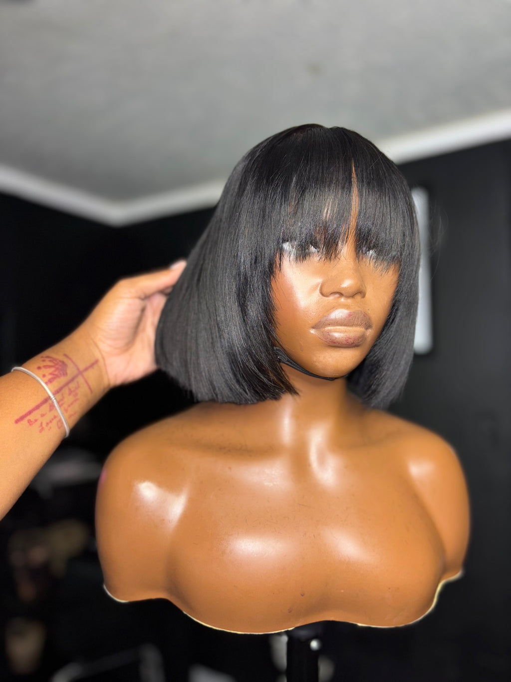 WIG CLOSET UNIT