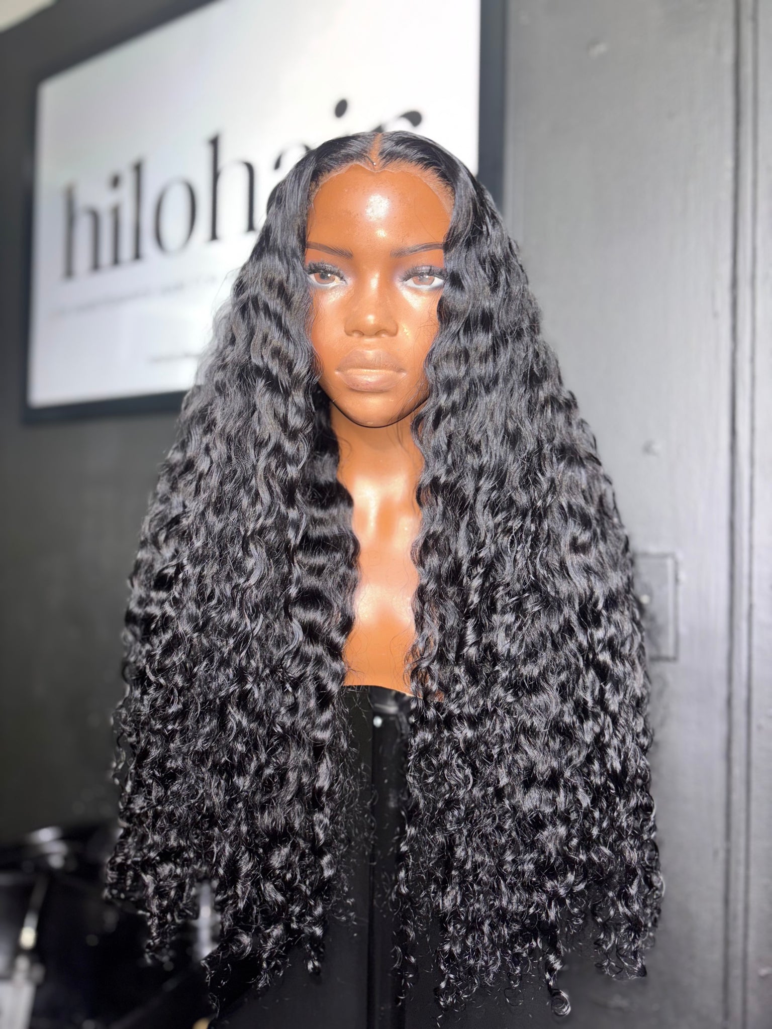 WIG CLOSET UNIT