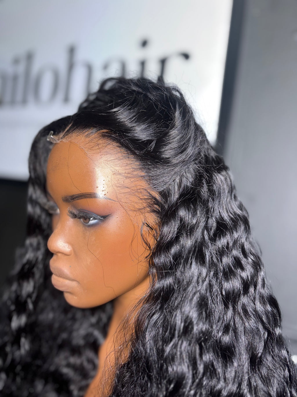 WIG CLOSET UNIT